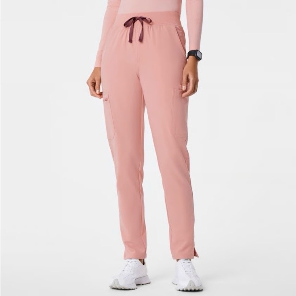 High Waisted Yola Skinny Scrub Pant || Pink Sand || Figs